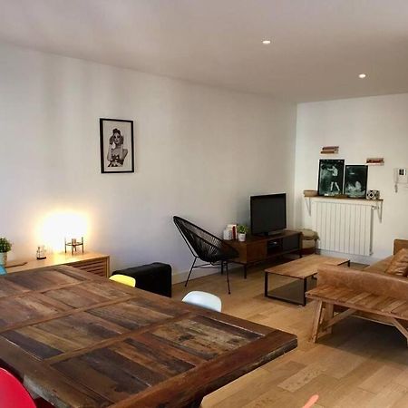 "Euzet" Joli Appartement A 2 Pas Du Centre Ville Сет Екстериор снимка